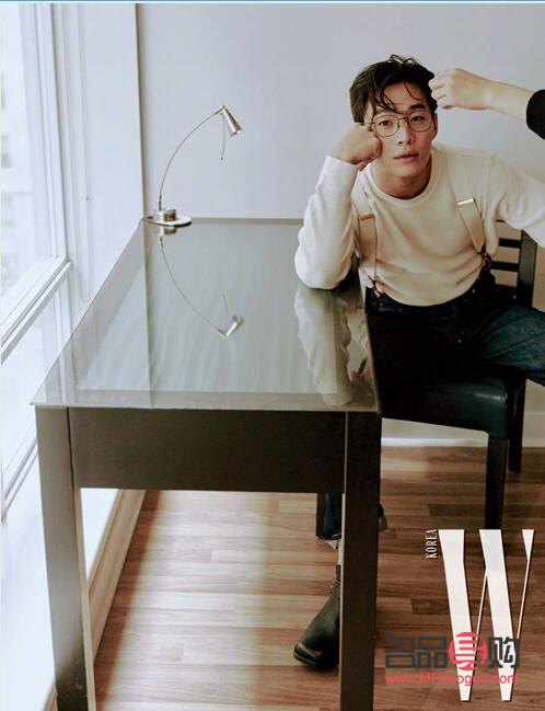 <h3>彩妝金粉使用指南</h3>