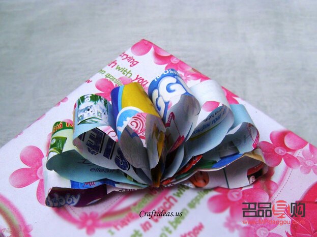 怎么做禮物小花盒手工(怎么做禮物小花盒手工簡單)