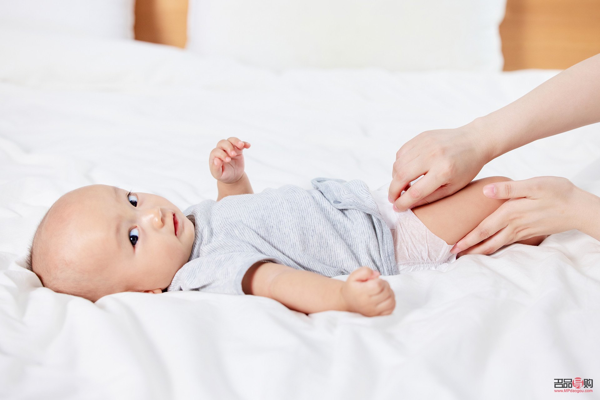 嬰兒怎么護(hù)理女孩身體(嬰兒怎么護(hù)理女孩身體健康)