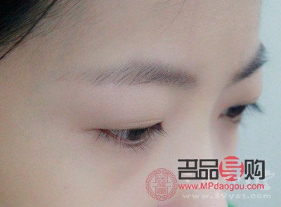 割雙眼皮對以后會有什么影響嘛(割雙眼皮對以后會有什么影響嘛圖片)