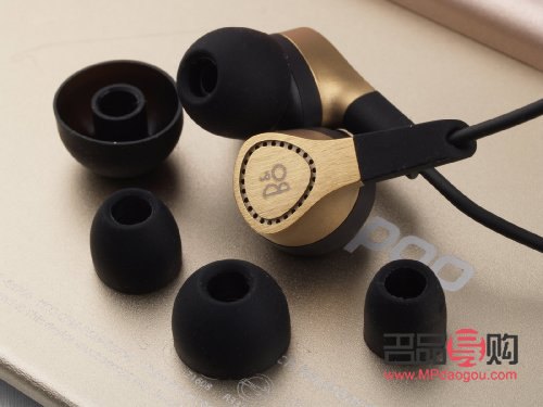 <h3>小孩演出眼影藍色畫法教程</h3>