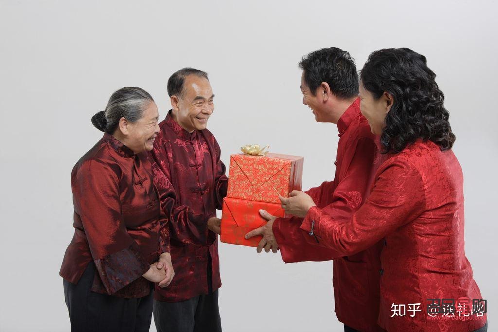 送九十歲老人什么禮物(送九十歲老人什么禮物合適)