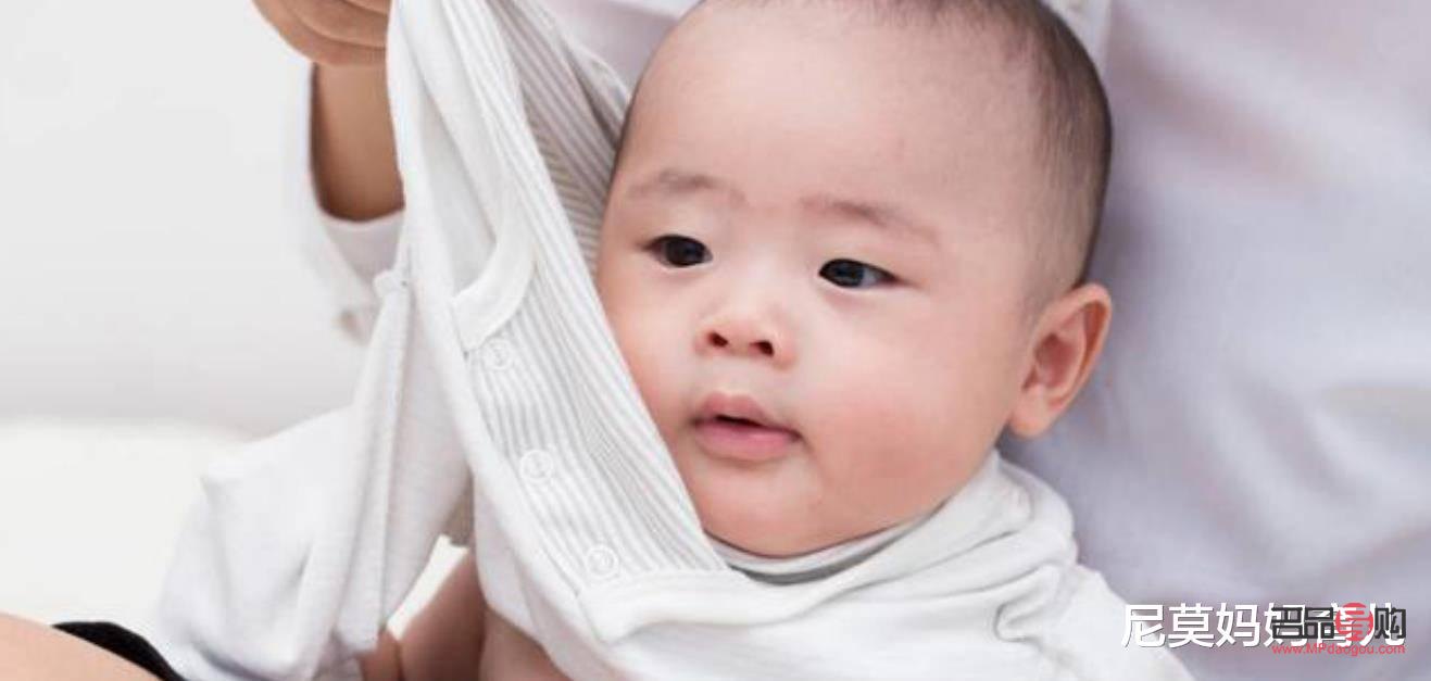 夏天寶寶怎么護(hù)理身體(嬰兒夏天怎么照顧)