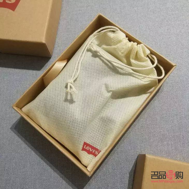 禮盒禮物應該怎么放呢(禮盒怎么放好看)