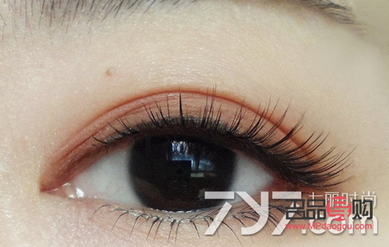 如何化眼妝視頻教程女生版(如何化眼妝視頻教程女生版圖片)