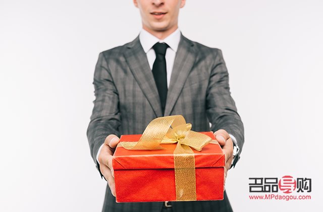 老板怎么過生日送禮物(老板怎么過生日送禮物呢)