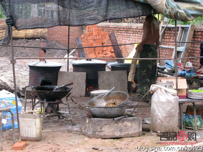 <h3>燎鍋底送禮攻略：如何選擇寓意美好的禮物？</h3>