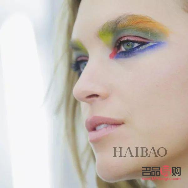 彩妝是怎么畫的(彩妝是怎么畫的圖片)