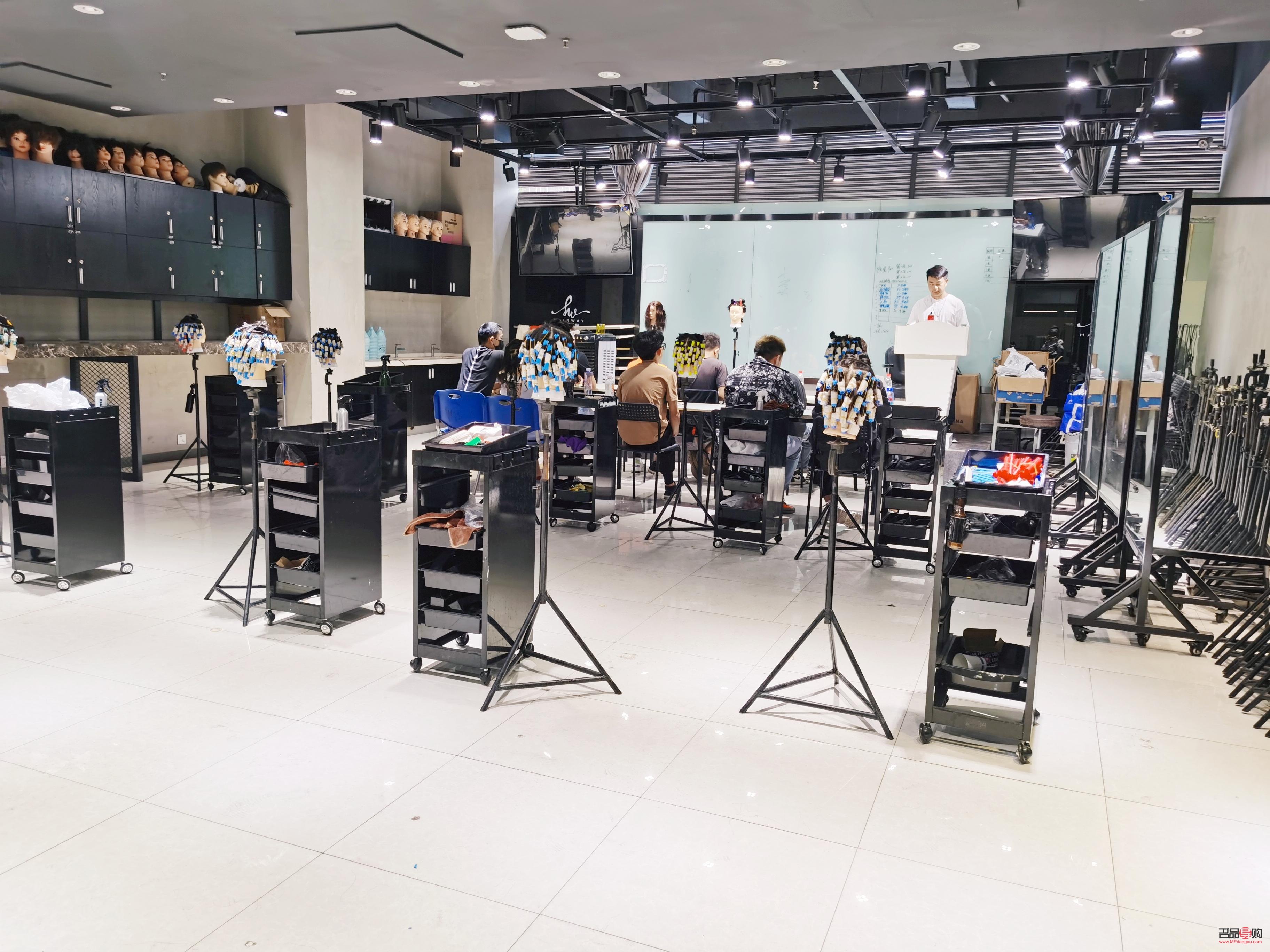 哪可以學(xué)美容美發(fā)(哪學(xué)美容美發(fā)好)