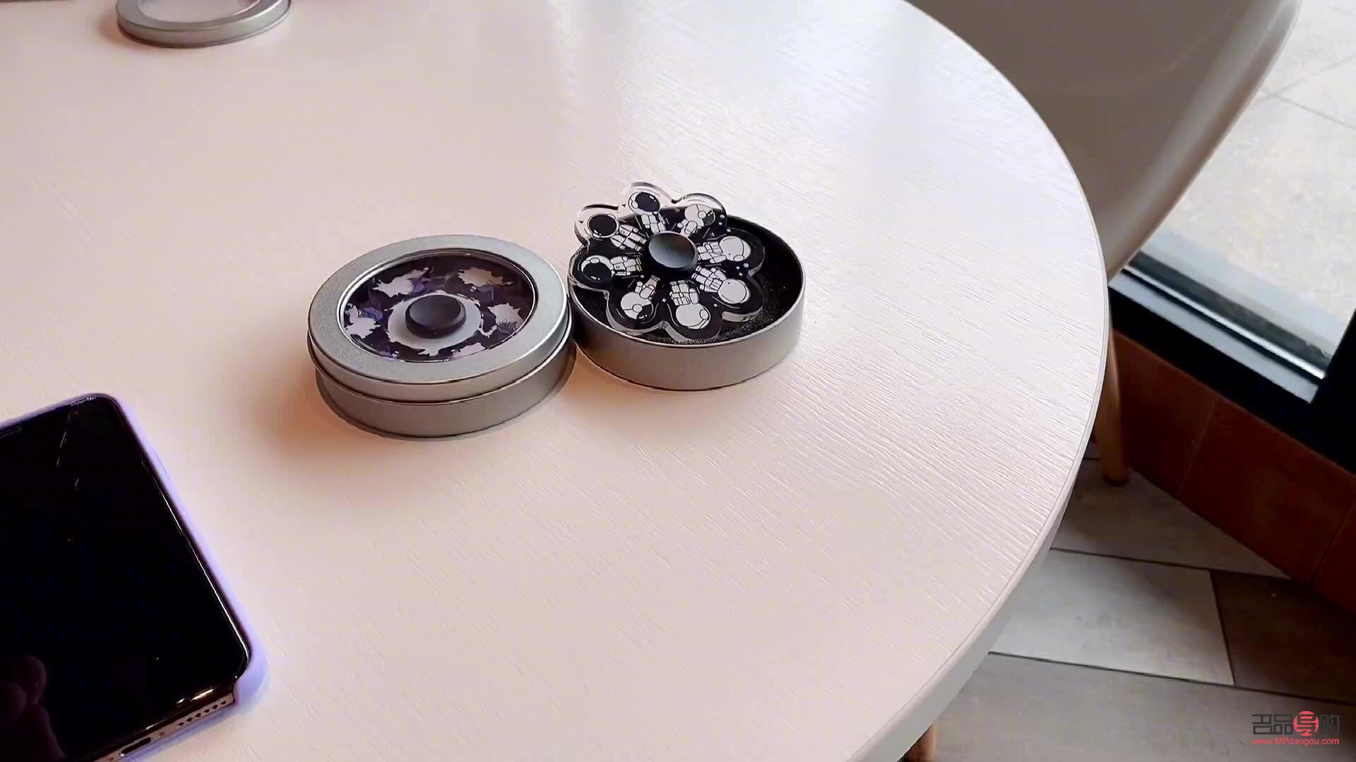 收到禮物不怎么高興了(收到禮物不怎么高興了的說(shuō)說(shuō))