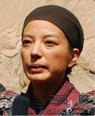 眼部怎樣化妝顯得年輕(眼部怎樣化妝顯得年輕一點)