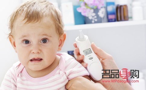 高熱出汗怎么護(hù)理身體(高熱出汗怎么護(hù)理身體呢)