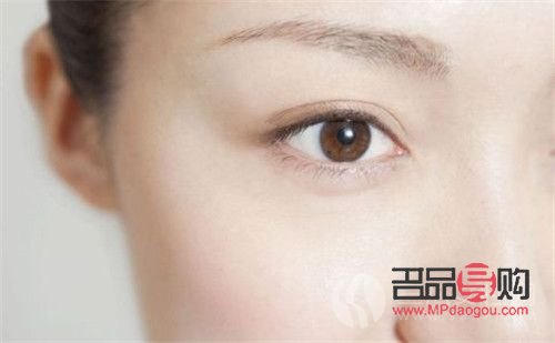 單側(cè)眼睛臥蠶突然就腫了還疼痛(單側(cè)眼睛臥蠶突然就腫了還疼痛怎么辦)