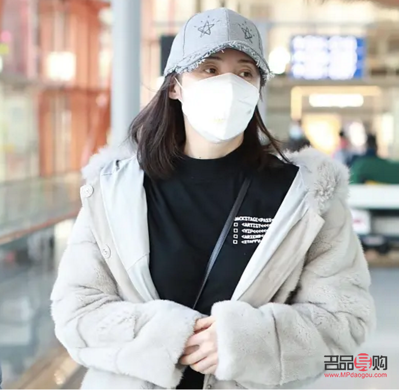 下眼皮有點(diǎn)浮腫是什么原因(下眼皮有點(diǎn)浮腫是什么原因造成的)