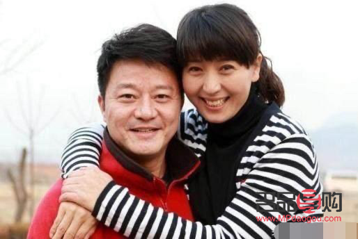 下眼皮有點(diǎn)浮腫是什么原因(下眼皮有點(diǎn)浮腫是什么原因造成的)