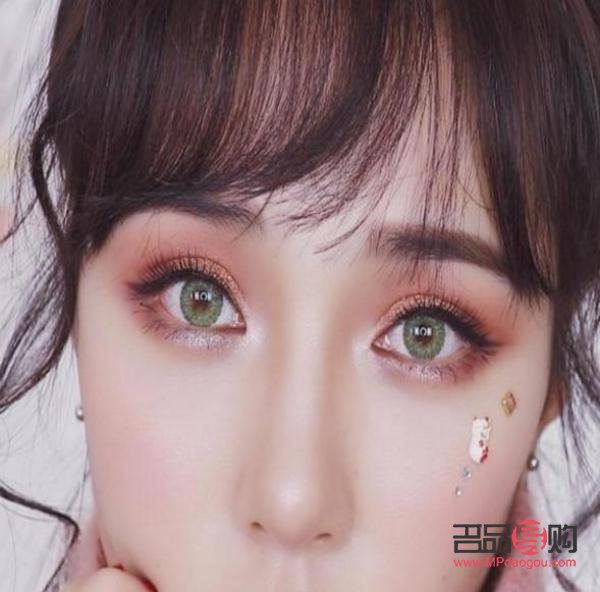 眼妝怎么畫(眼妝怎么畫顯大又干凈)