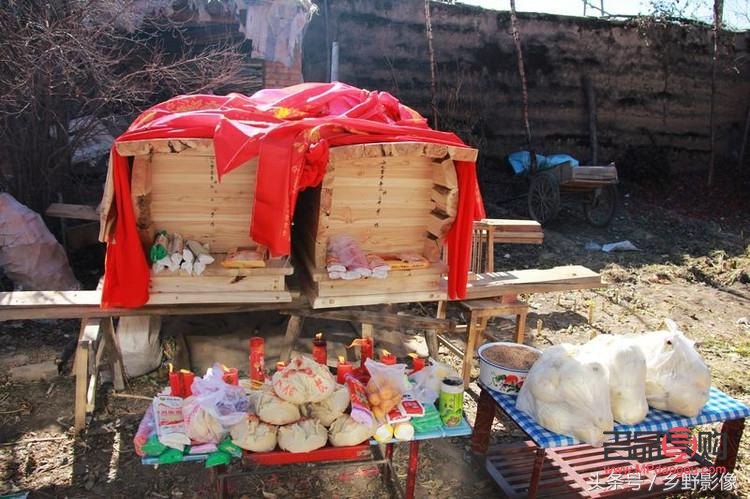 老人過(guò)壽賣(mài)什么禮物(老人過(guò)壽賣(mài)什么禮物比較好)