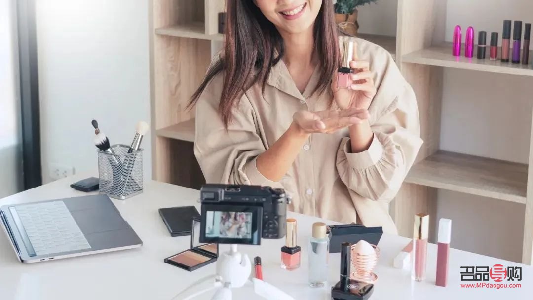 <h1>彩妝帶貨秘籍：打造魅力四射的彩妝銷售新境界</h1>