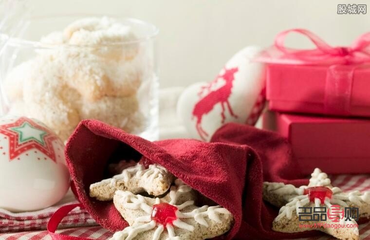 朋友應(yīng)該買什么禮物好(朋友應(yīng)該買什么禮物好呢)