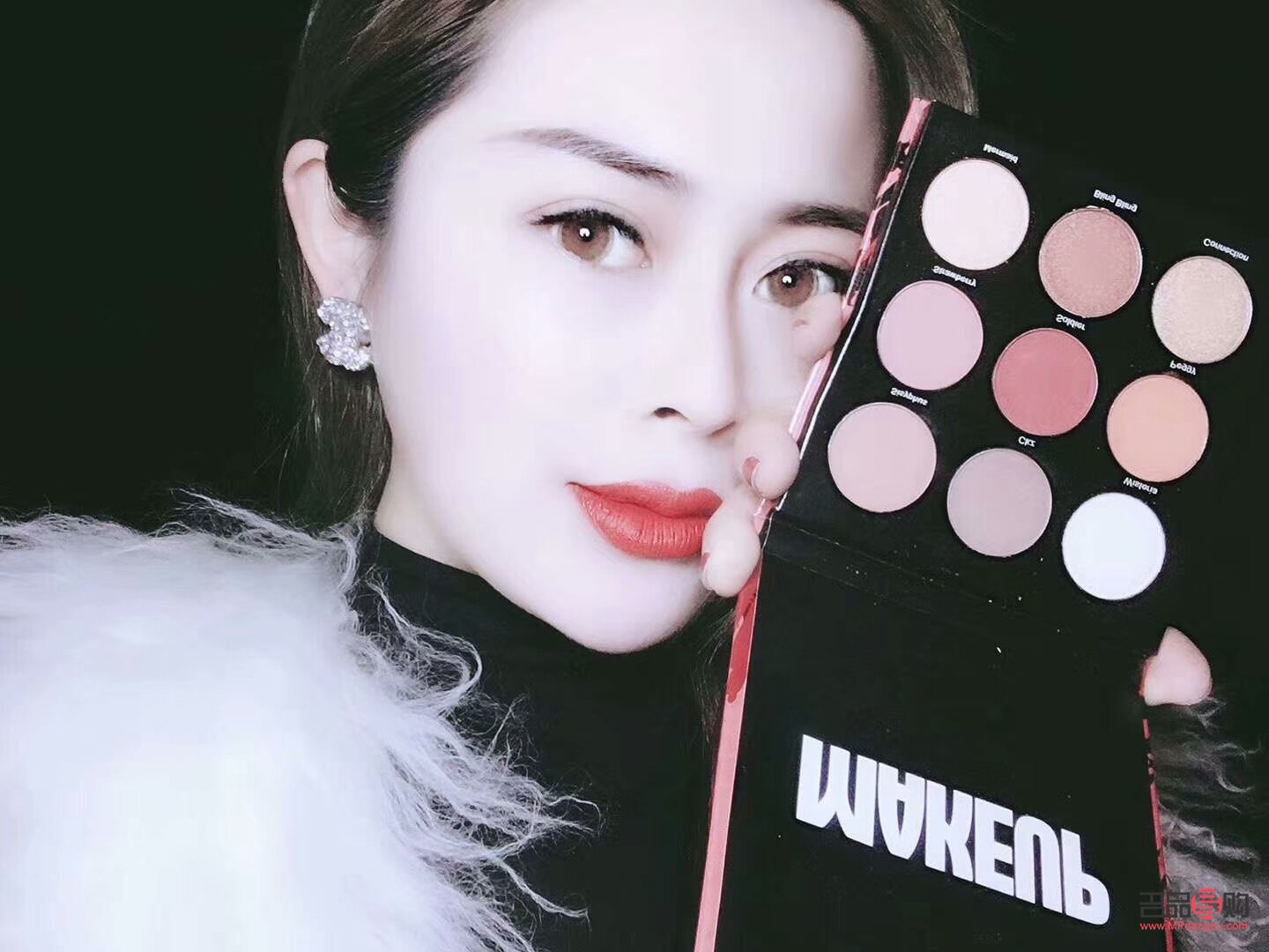 想做彩妝怎么拿貨？掌握這幾點，輕松開啟彩妝事業(yè)！