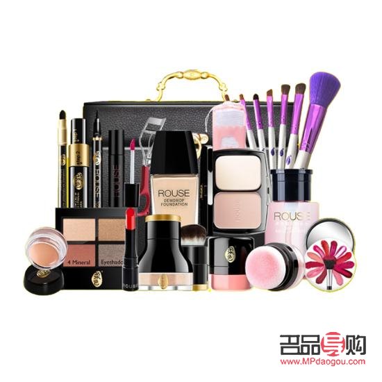 彩妝套裝怎么選(彩妝套裝怎么選擇)