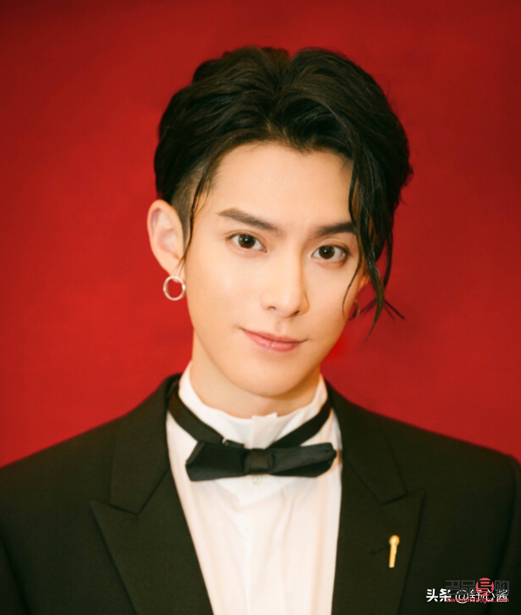 <h3>王鶴棣收到的特別禮物</h3>