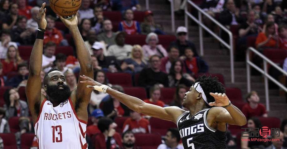 <h3>籃球運(yùn)動(dòng)中的身體護(hù)理全攻略</h3>