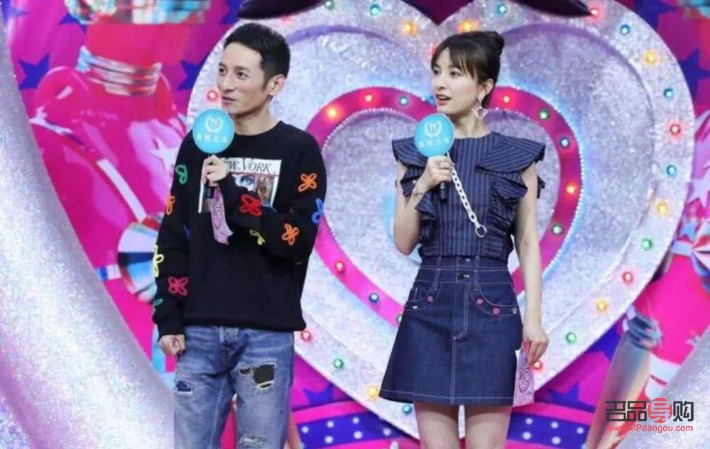 彩妝廣告怎么夸(彩妝廣告怎么夸女生)