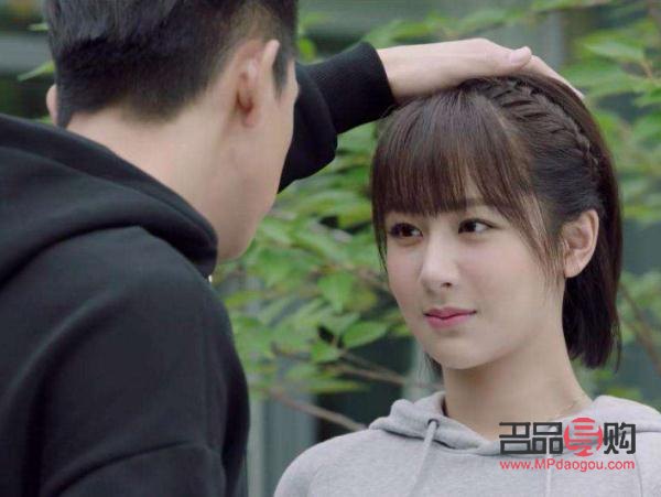 彩妝亮色怎么卸掉(彩妝亮色怎么卸掉視頻)