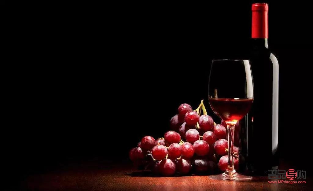 <h3>紅酒煮水果，美容養(yǎng)顏新選擇</h3>