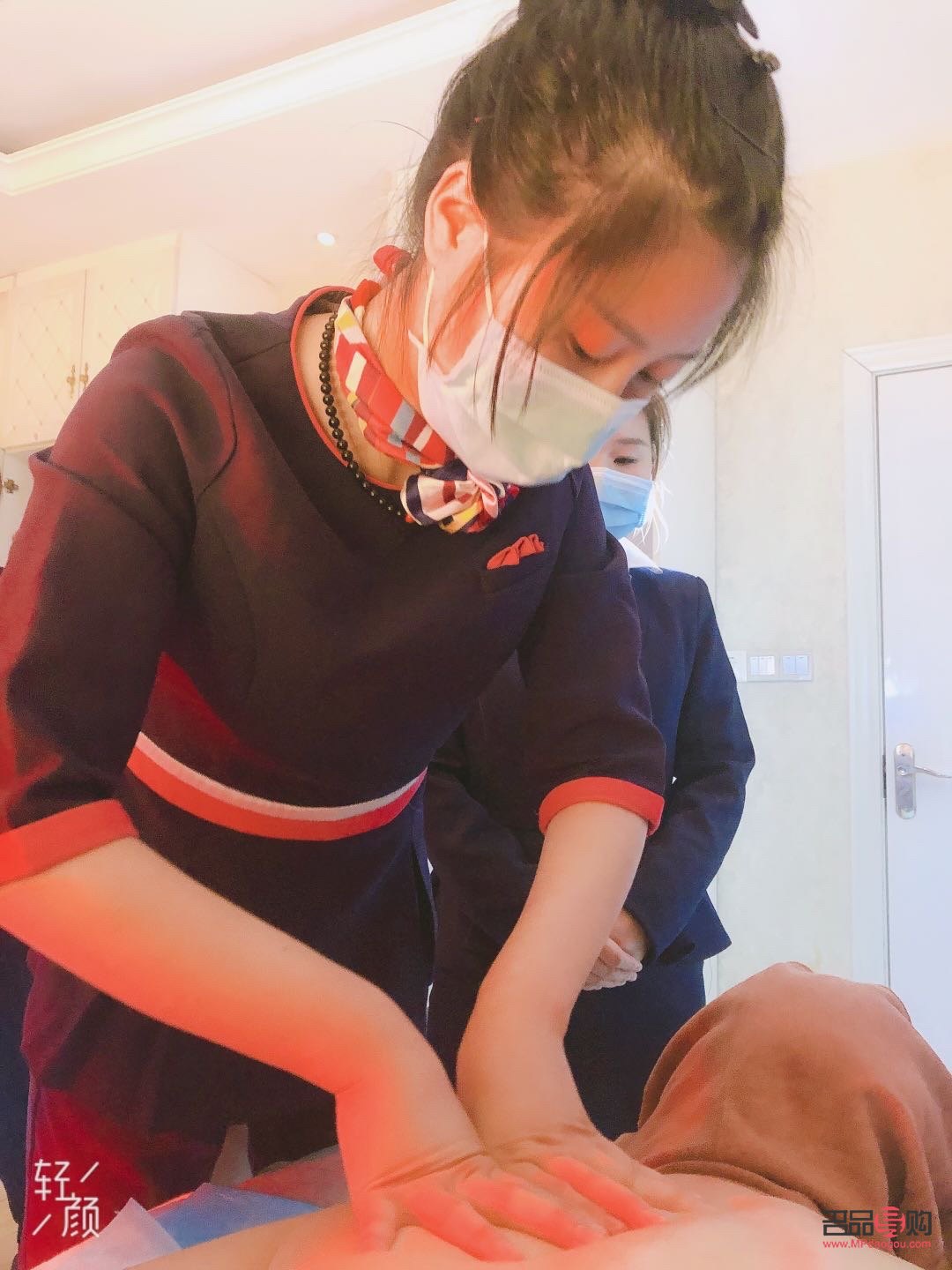 美容師帶什么禮物(美容師帶什么禮物好)