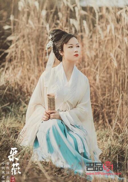 <h3>夢(mèng)見(jiàn)自己買什么禮物</h3>