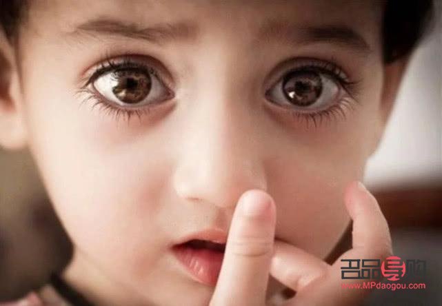 <h3>天生眼睛小怎么變大？這些方法或許能幫到你，無需手術(shù)！</h3>