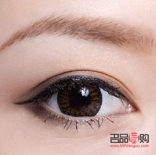 <h3>雙眼皮整形：選擇哪家醫(yī)院更靠譜？</h3>