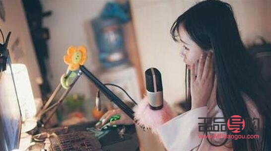 主播送女孩禮物怎么說(shuō)(主播送女孩禮物怎么說(shuō)祝福語(yǔ))