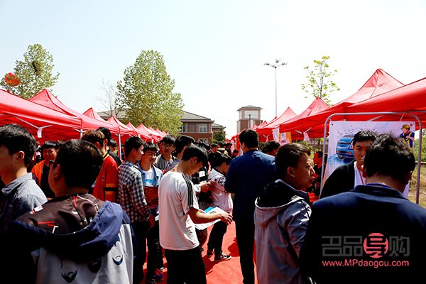 美容招學(xué)員怎么寫(美容招學(xué)員怎么寫簡歷)