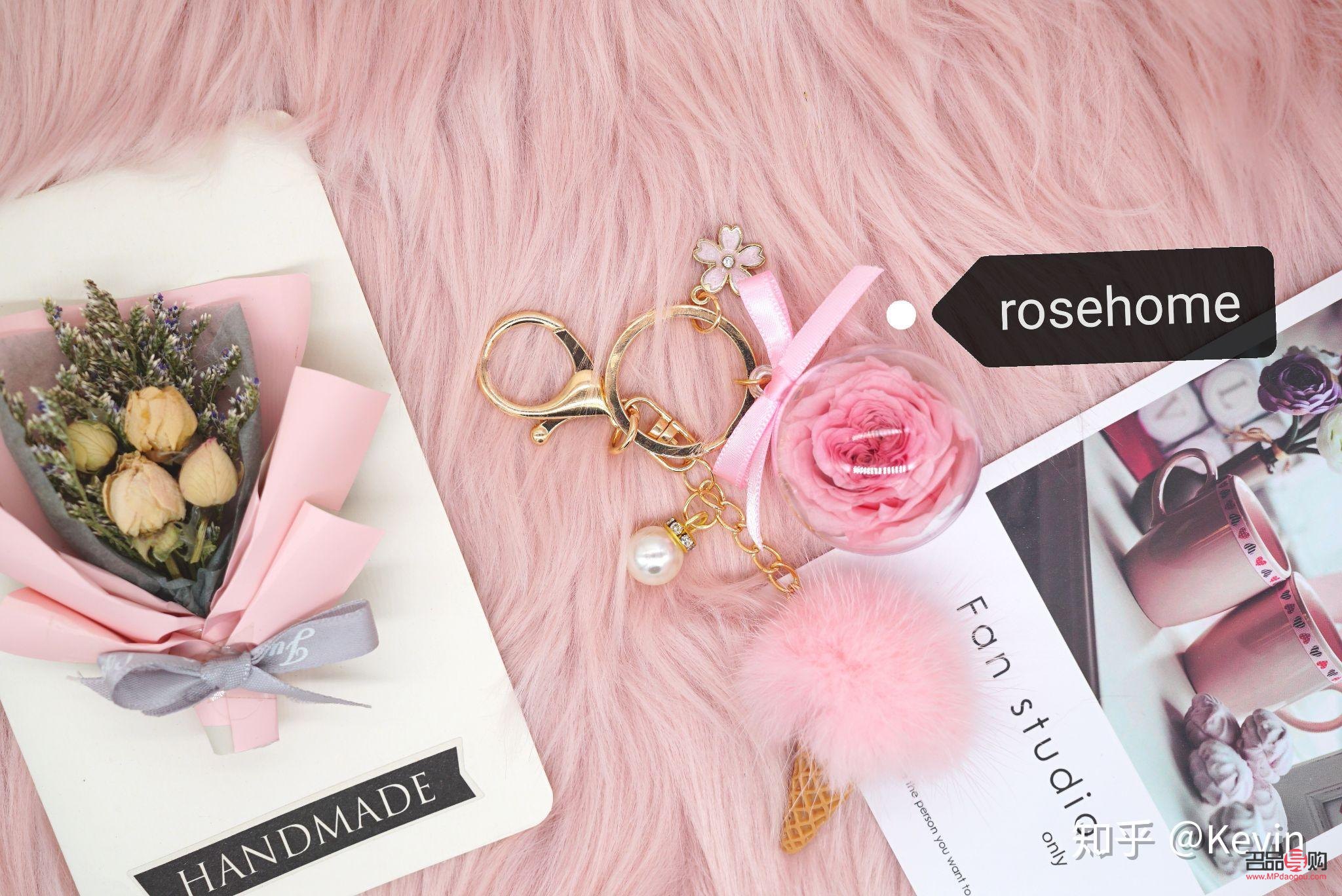 <h3>母親節(jié)禮物選購指南：溫馨又美觀的選擇</h3>