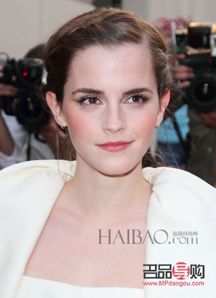 彩妝直播怎么打光？專業(yè)技巧大揭秘！