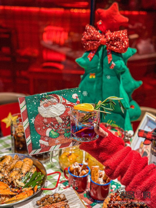 <h1>圣誕彩妝銷售攻略：打造節(jié)日氛圍，吸引顧客眼球</h1>