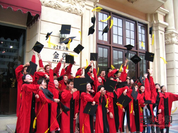 美容學(xué)院怎么進(jìn)呢(美容學(xué)院怎么進(jìn)呢知乎)