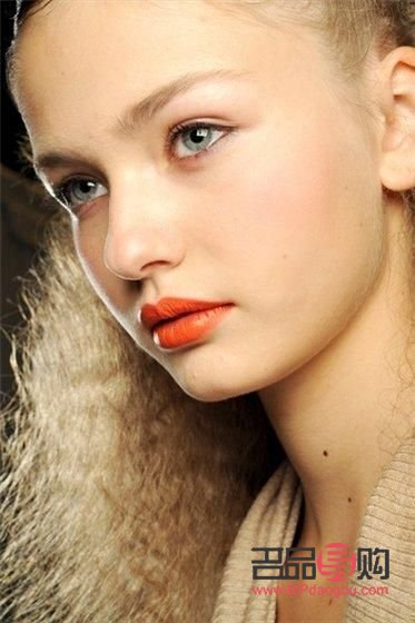 <h3>探索彩妝之巔：如何打造滿級彩妝</h3>