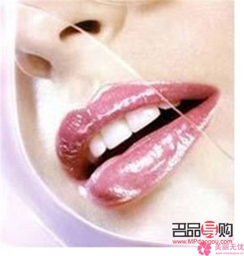 <h3>厚嘴唇的美容秘訣與技巧</h3>