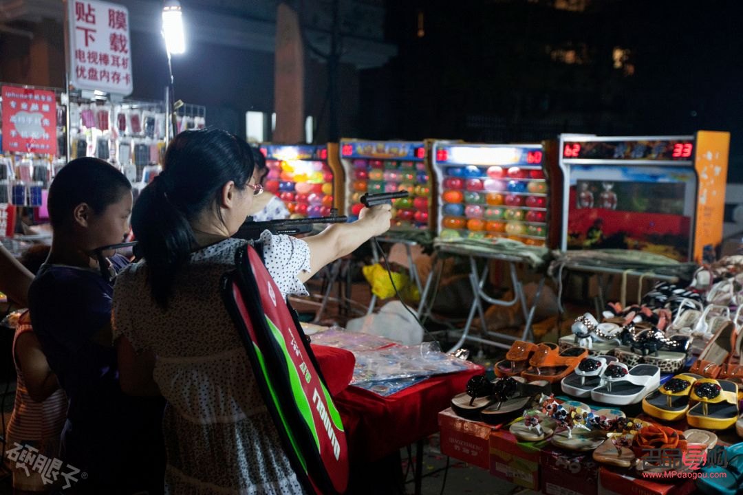 夜市有人掃禮物嗎(夜市有人掃禮物嗎現(xiàn)在)
