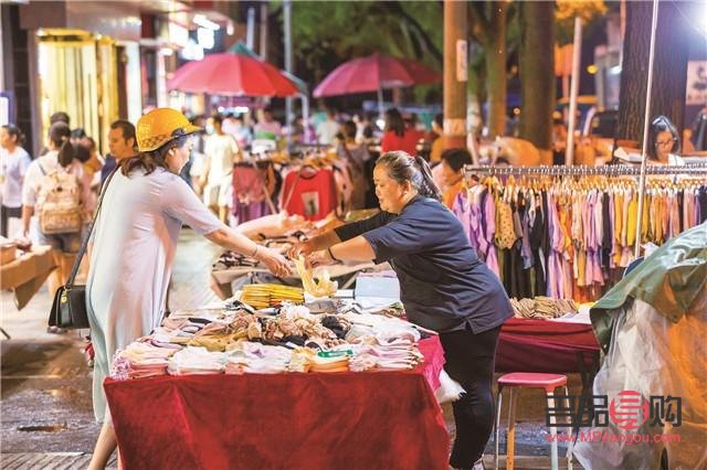 夜市有人掃禮物嗎(夜市有人掃禮物嗎現(xiàn)在)