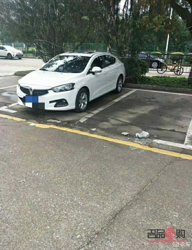 <h3>千蔓美容探秘：專業(yè)與口碑的雙重解讀</h3>