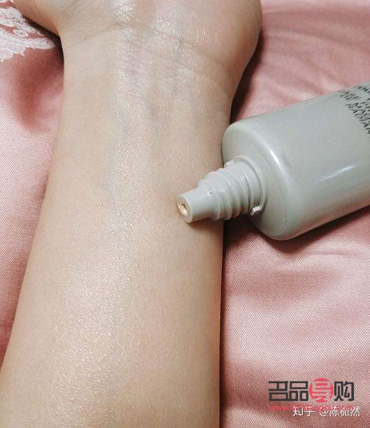 彩妝如何不浮粉(彩妝如何不浮粉呢)