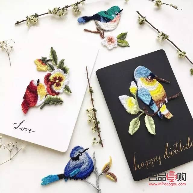 那個(gè)禮物是誰送給你的(那個(gè)禮物是誰送給你的英文)