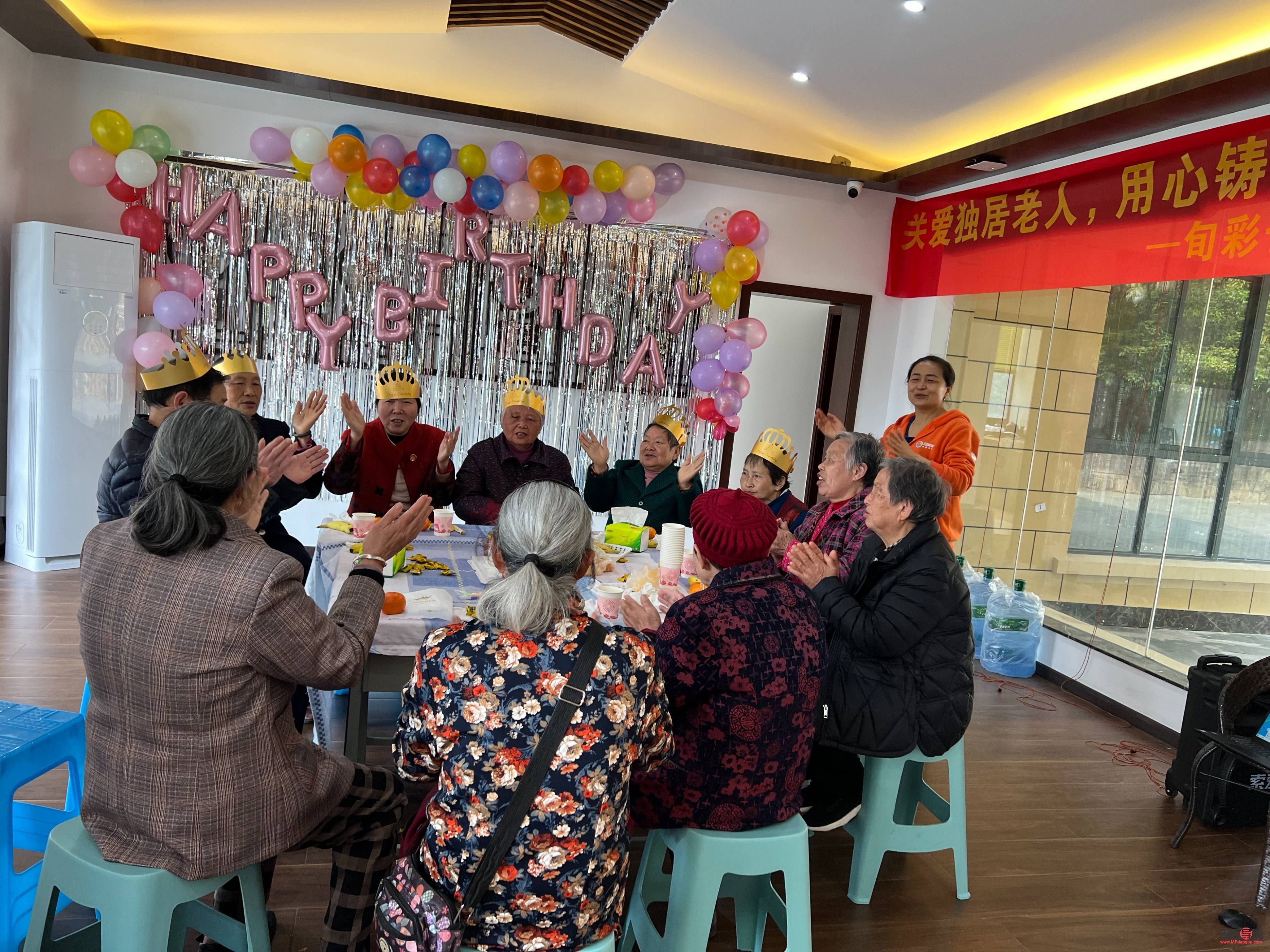 <h3>關(guān)愛長者，呵護健康：老年人身體護理全攻略</h3>