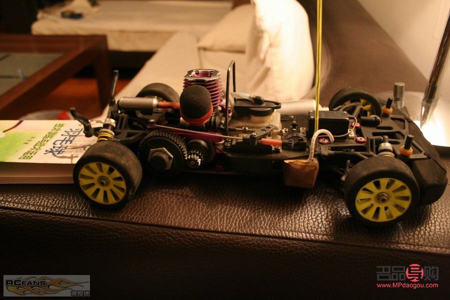 <h3>探索男生禮物車(chē)的獨(dú)特魅力與玩法</h3>