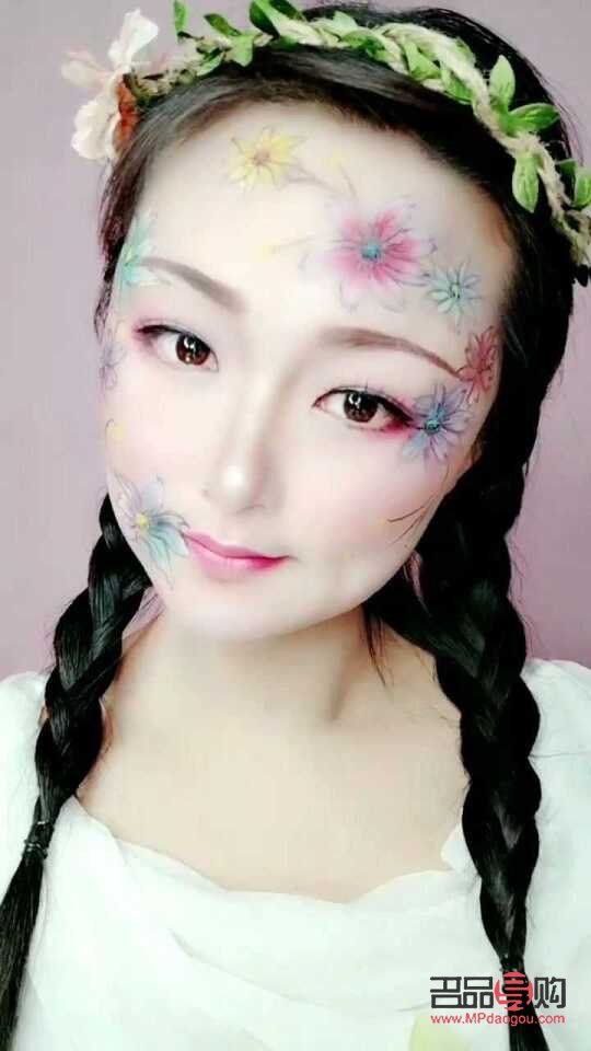 彩妝彩繪怎么化(彩妝彩繪怎么化好看)